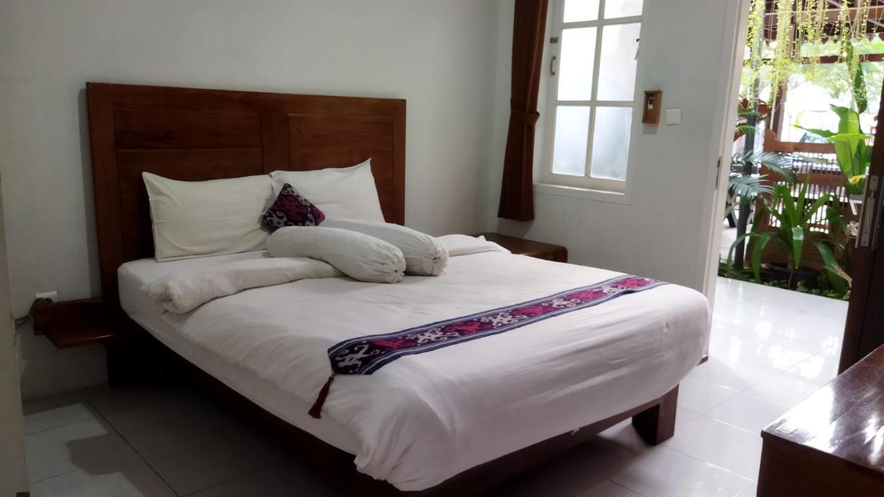 Nusantara Hotel Syariah Jepara Esterno foto