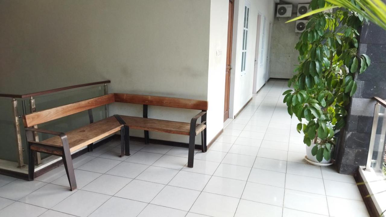 Nusantara Hotel Syariah Jepara Esterno foto
