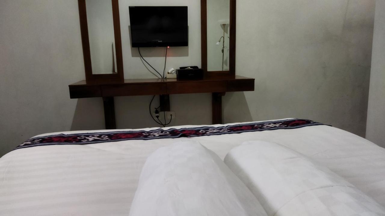 Nusantara Hotel Syariah Jepara Esterno foto