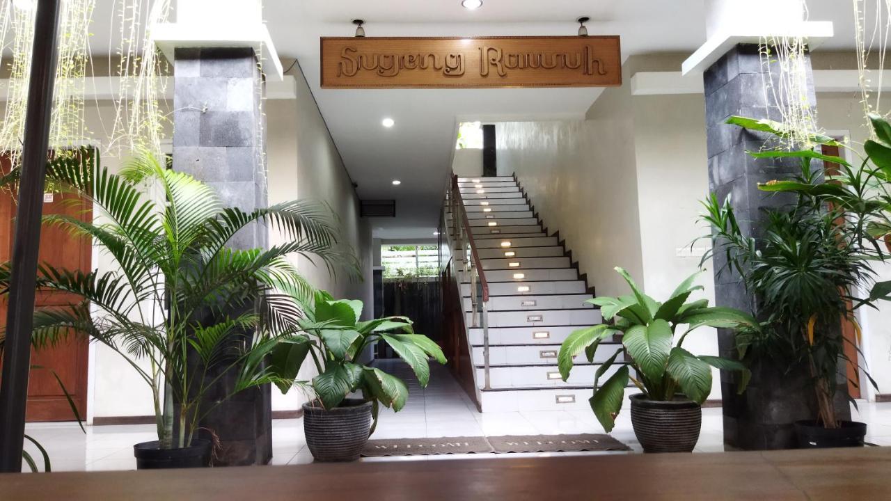 Nusantara Hotel Syariah Jepara Esterno foto