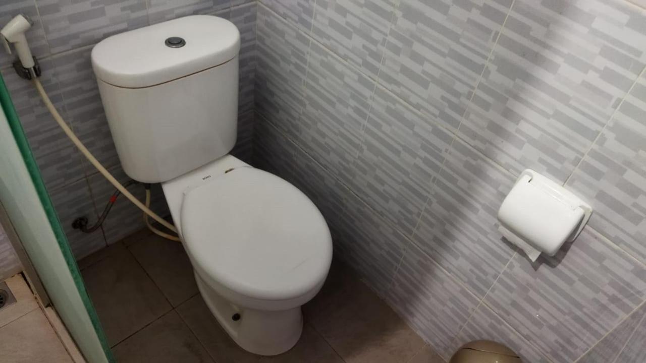 Nusantara Hotel Syariah Jepara Esterno foto