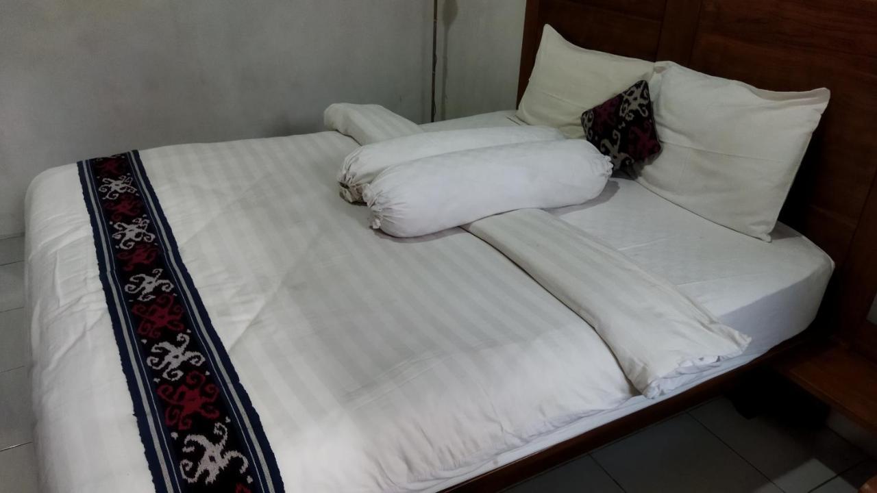 Nusantara Hotel Syariah Jepara Esterno foto