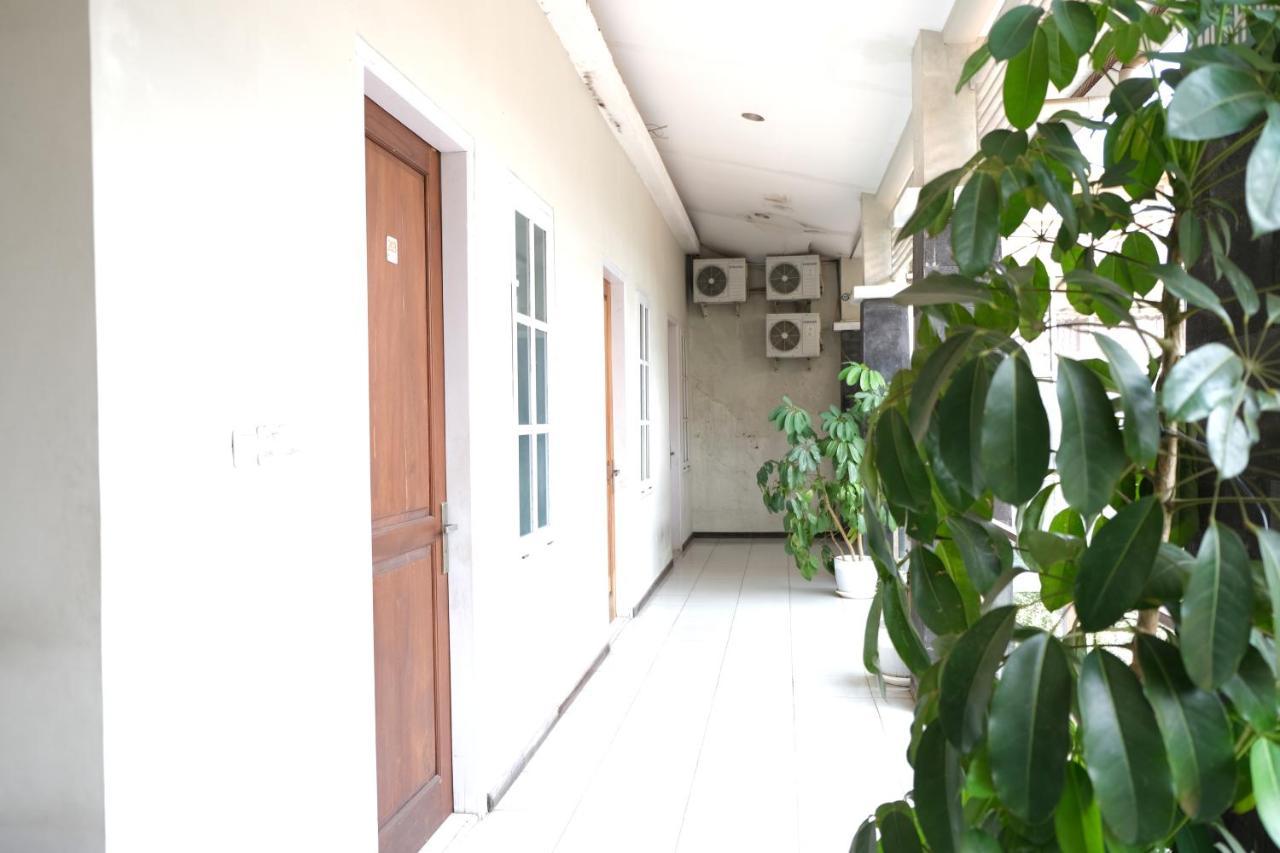 Nusantara Hotel Syariah Jepara Esterno foto