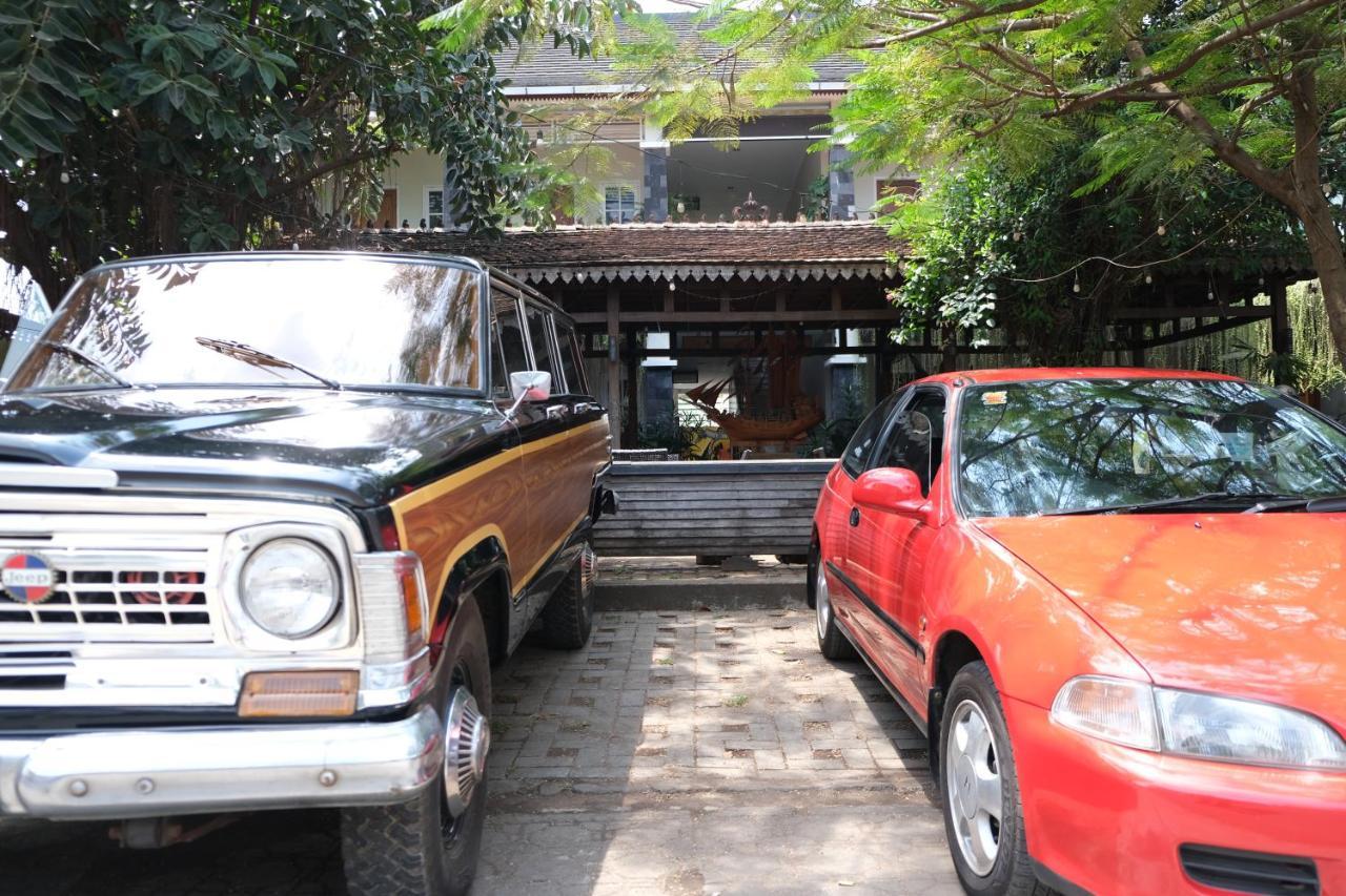 Nusantara Hotel Syariah Jepara Esterno foto
