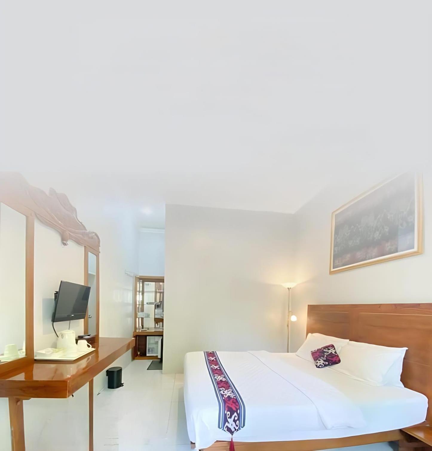 Nusantara Hotel Syariah Jepara Esterno foto